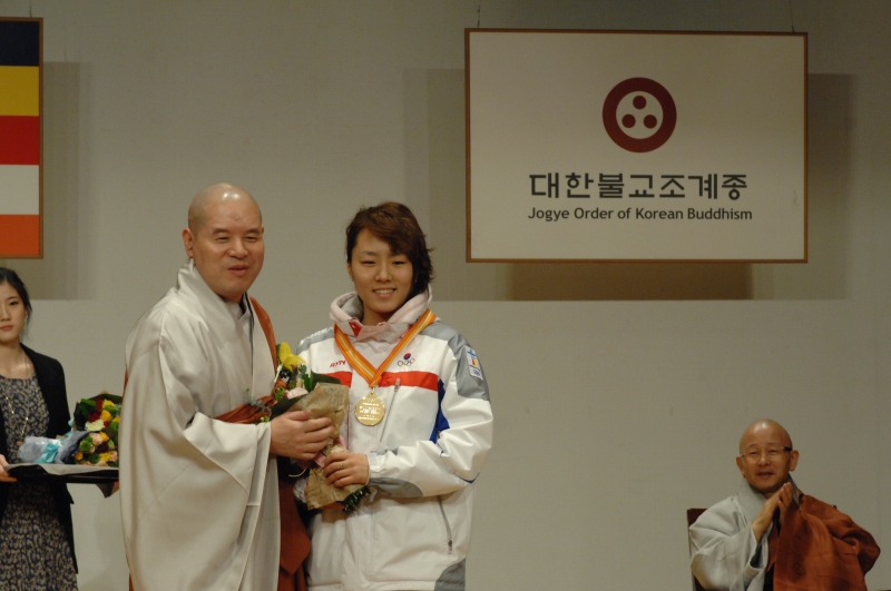2010.03.12_벤쿠버 동계 올림픽 선수단 환영식 (112)